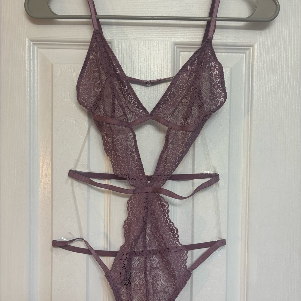Victoria secret Lace Strappy Purple lingerie SMALL